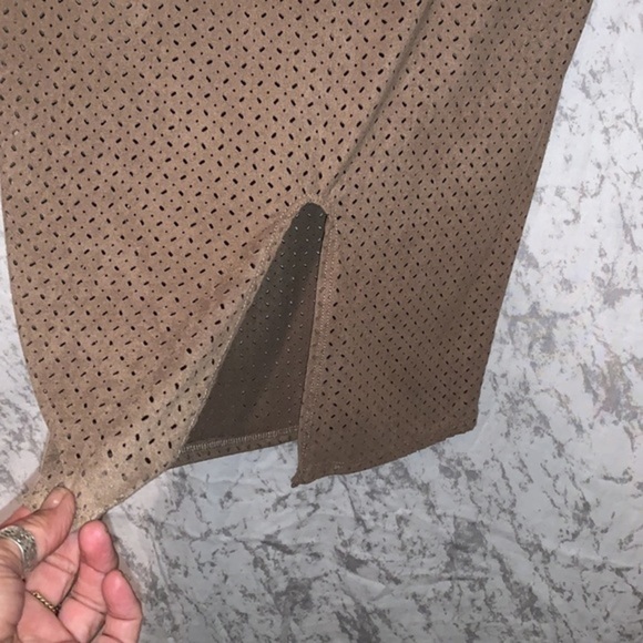 JESSE & J SUEDE PENCIL SKIRT MOCHA SIZE MEDIUM - Picture 4 of 7
